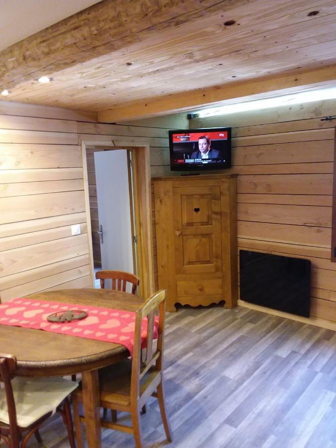 Le Woody Apartman Saint-Étienne-de-Tinée Kültér fotó